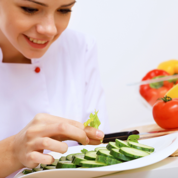 Formation cuisine | Devenez Commis de Cuisine en préparant votre Titre à Finalité Professionnelle (TFP) à Aubagne dans les Bouches du Rhône