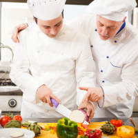 Forme-toi au métier de Cuisinier : Formation en Apprentissage TFP Commis de Cuisine à Aubagne, près de Marseille | Bouches-du-Rhône (13)